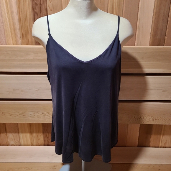 Aritzia Tops - Talula Camisole tops/size L